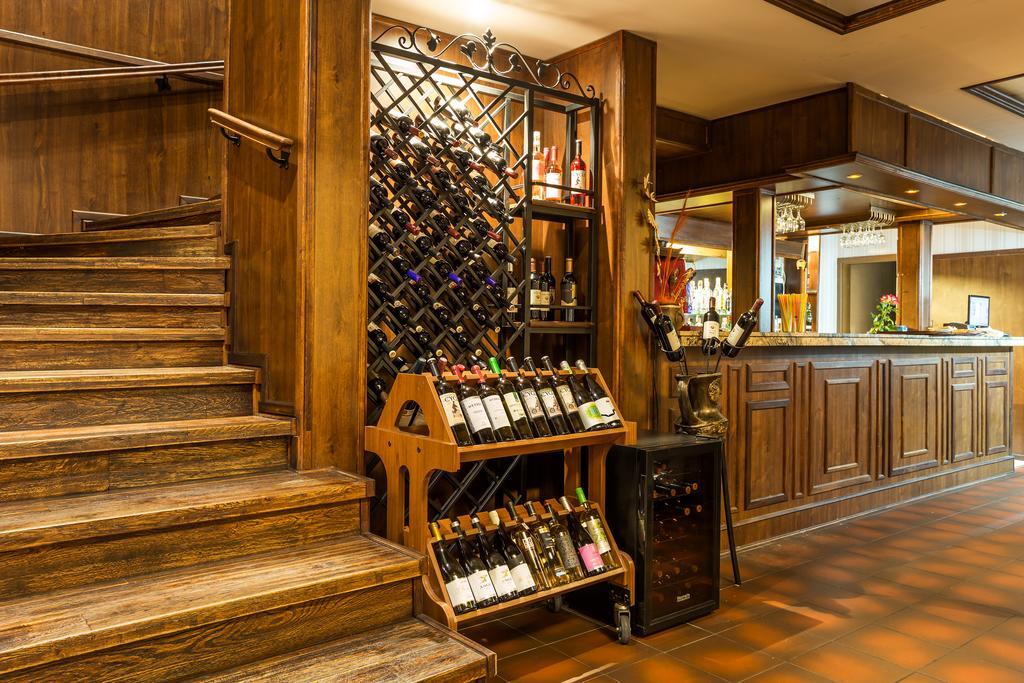 Chateau Montagne Hotel Troyan Troyan  Luaran gambar